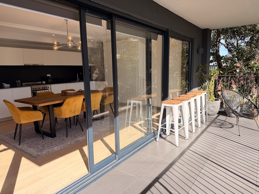 2 Bedroom Property for Sale in Sea Point Western Cape
